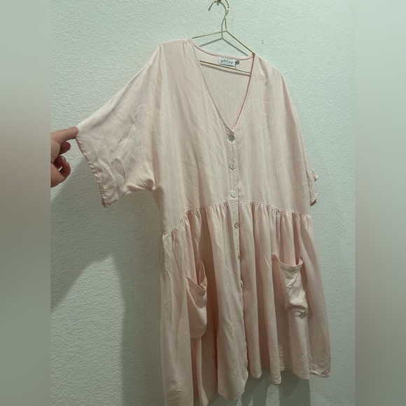Petal & Pup Blush Pink button down oversized flowy midi dress - Picture 3 of 7